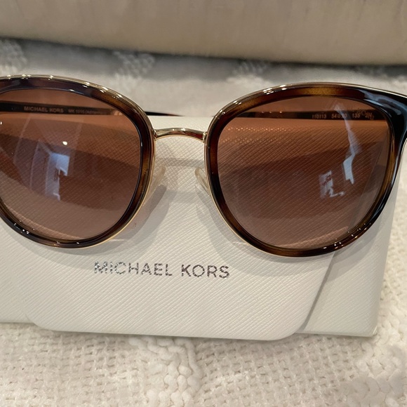😎 SUNGLASSES🕶 Michael Kors sunglasses ADRIANA gold radiant - Picture 2 of 5